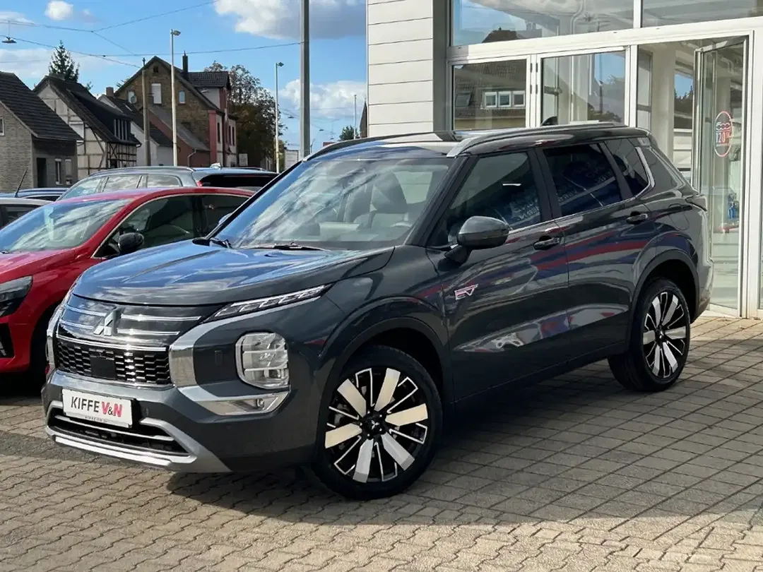 Mitsubishi Outlander Intro Edition - Thumbnail 3