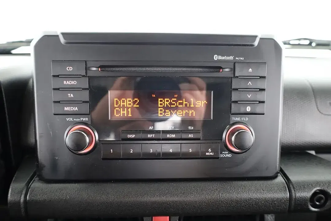 Suzuki Jimny 1.5 4x4 Comfort - Thumbnail 8