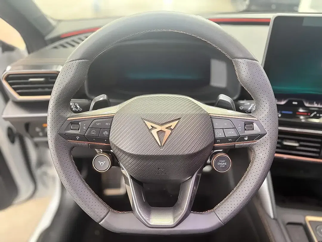 CUPRA Leon 1.5 eTSI DSG Matrix LED - Thumbnail 15