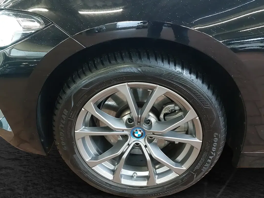 BMW 320 Touring - Thumbnail 4