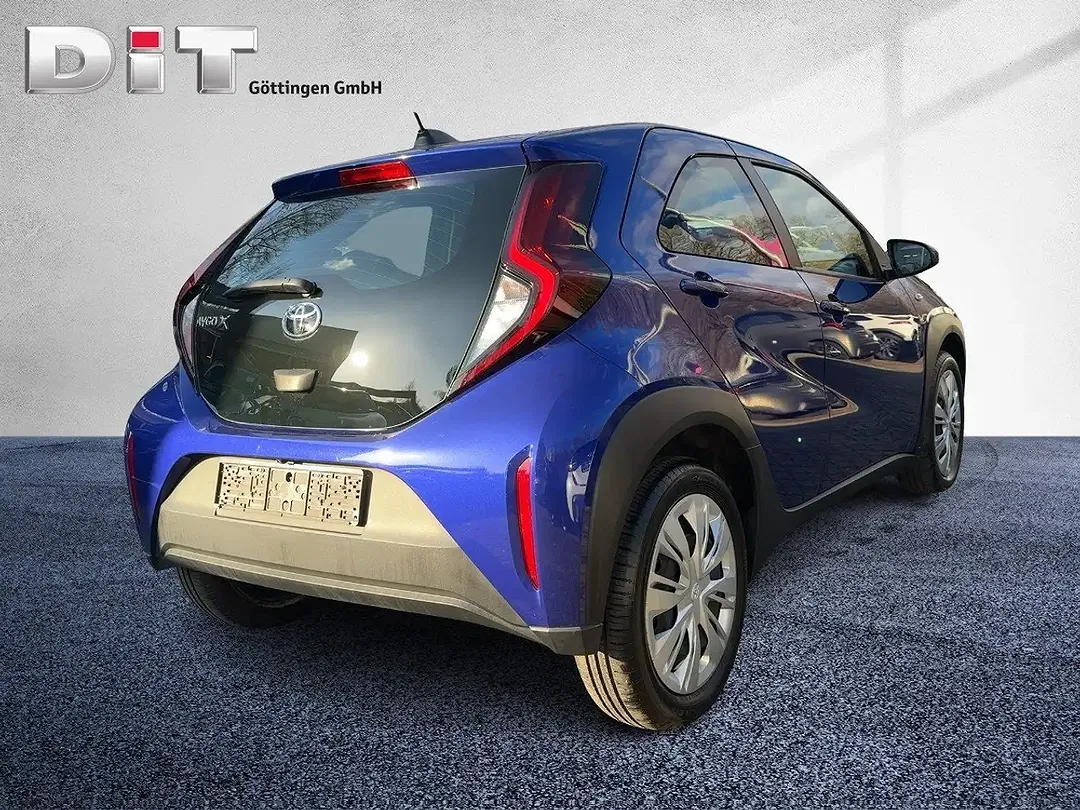Toyota Aygo - Thumbnail 6