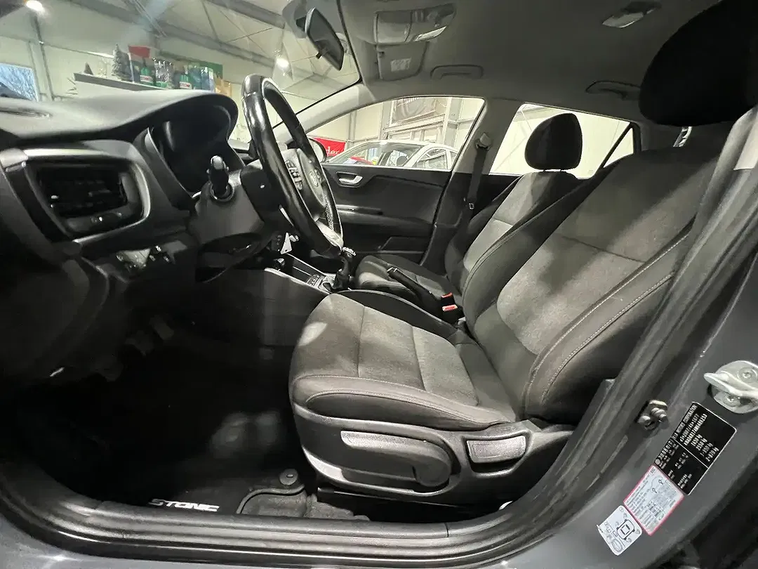 Kia Stonic Edition 7 - Thumbnail 12
