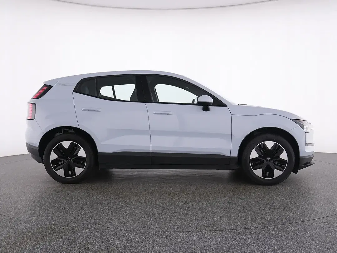 Volvo EX30 EV Core - Thumbnail 12