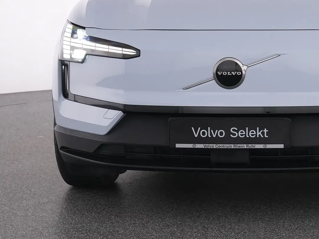 Volvo EX30 EV Core - Thumbnail 17