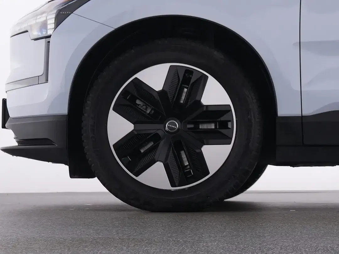 Volvo EX30 EV Core - Thumbnail 20