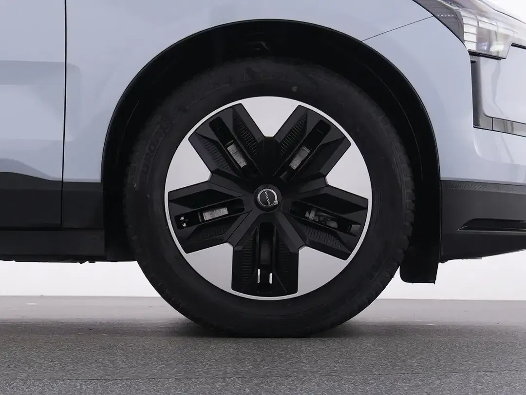 Volvo EX30 EV Core - Thumbnail 22