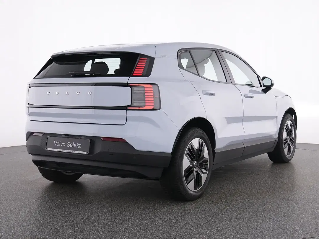 Volvo EX30 EV Core - Thumbnail 3