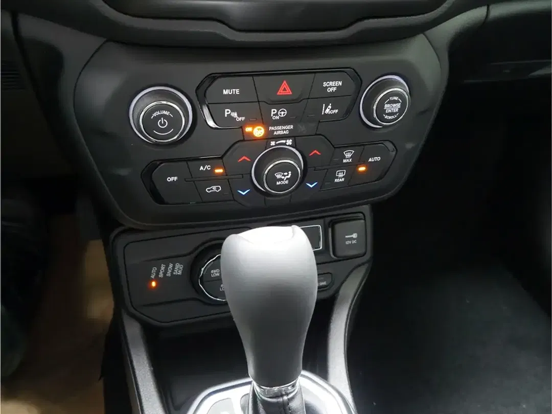 Jeep Renegade PHEV 4xe S - foto 15