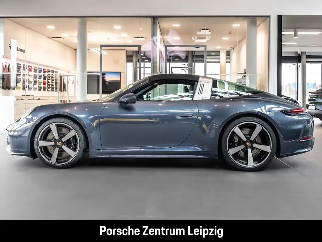 Porsche 992 Targa 4S - foto 2