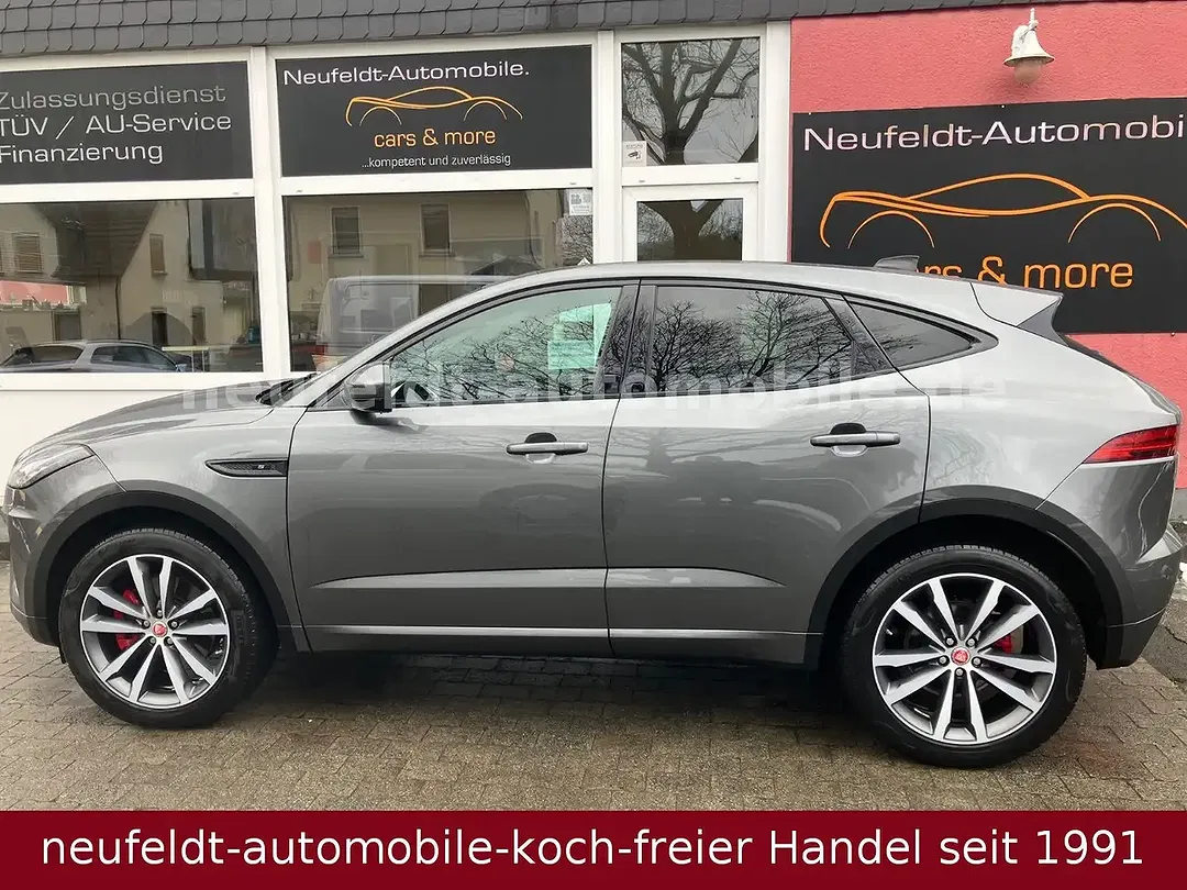 Jaguar E-Pace Performance R-Dynamic S - Thumbnail 4