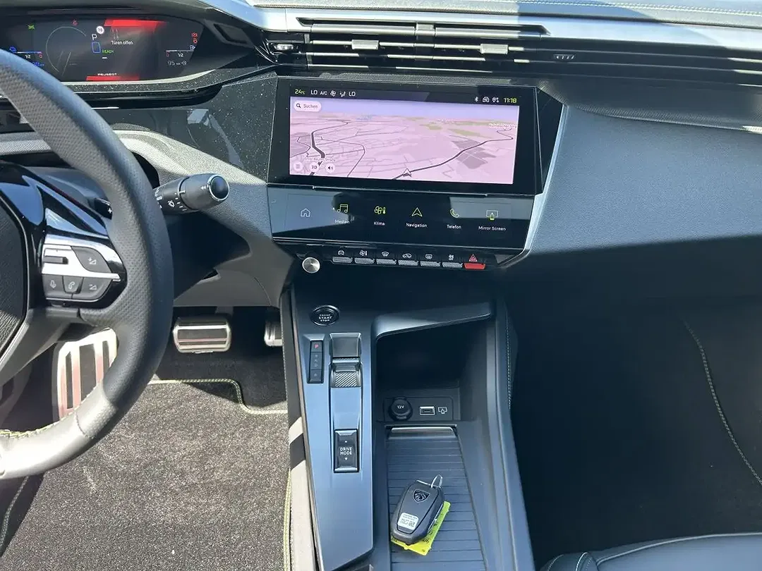 Peugeot 408 225 PHEV GT - Thumbnail 11