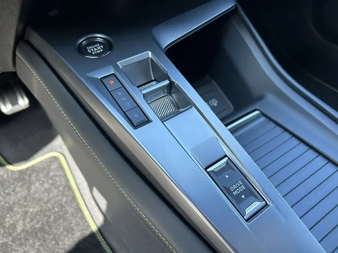 Peugeot 408 225 PHEV GT - Thumbnail 12