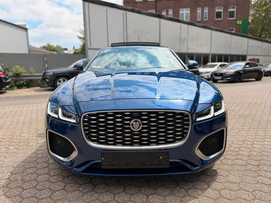 Jaguar XF D200 MHEV 4x4 HSE R-Dynamic S - foto 2
