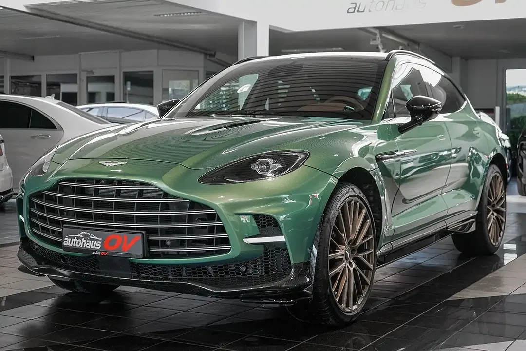 Aston Martin DBX 707 - Thumbnail 11