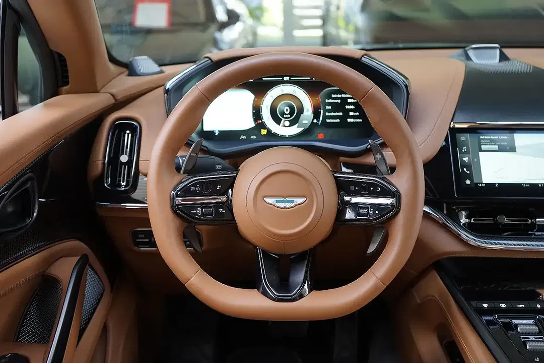 Aston Martin DBX 707 - Thumbnail 27