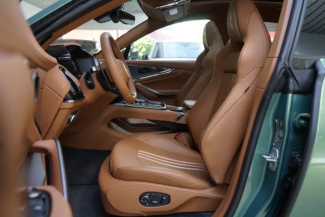 Aston Martin DBX 707 - Thumbnail 29