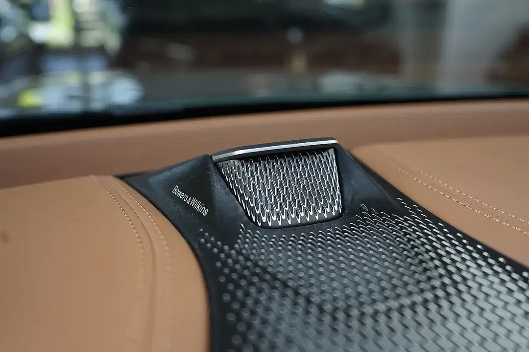 Aston Martin DBX 707 - Thumbnail 41