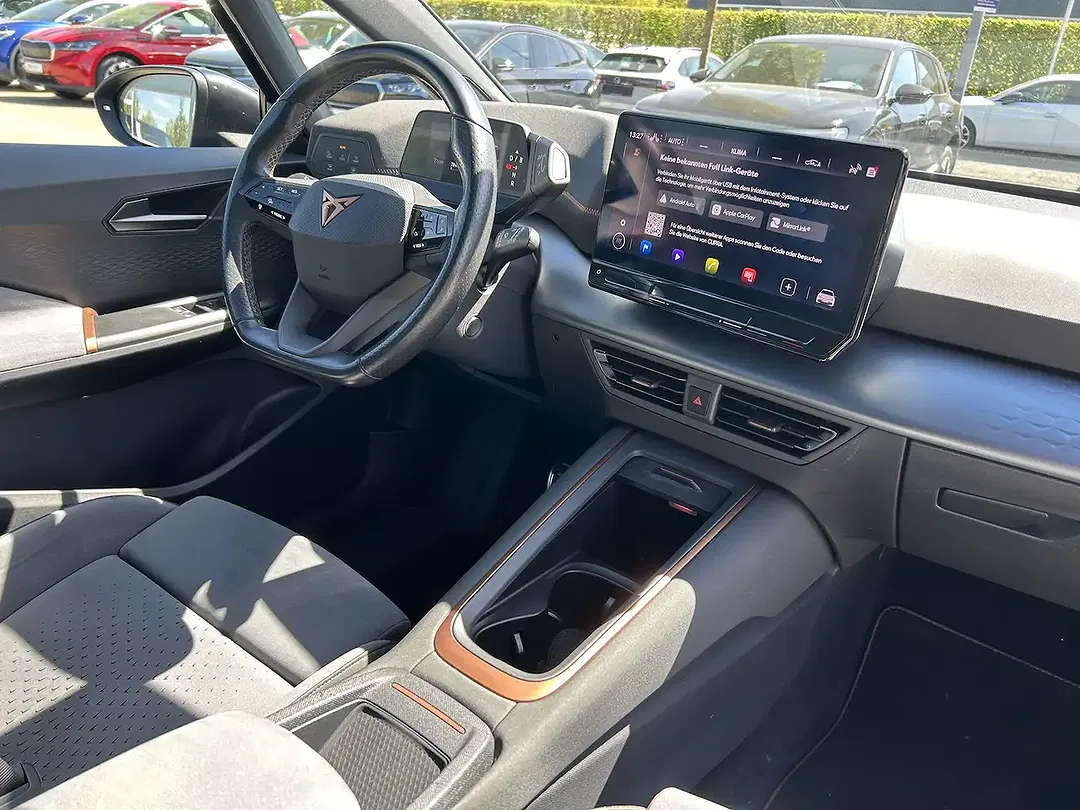 CUPRA Born - Thumbnail 10