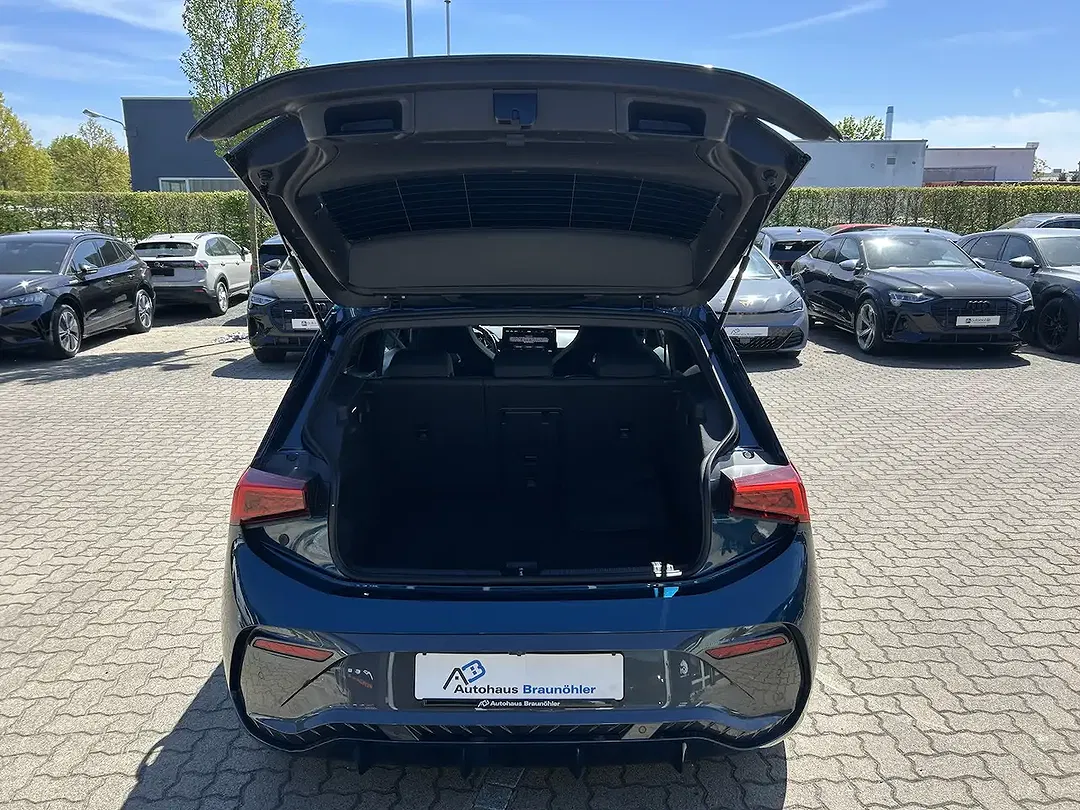 CUPRA Born - Thumbnail 9