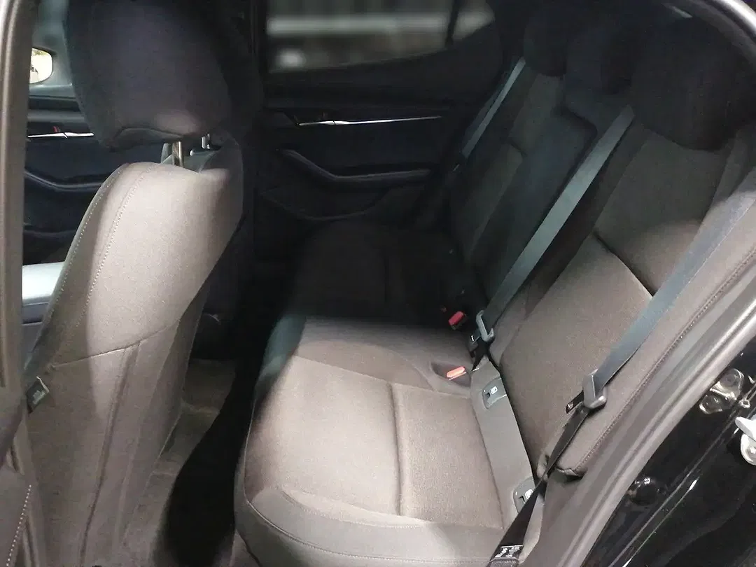 Mazda 3 2.5 - Thumbnail 8