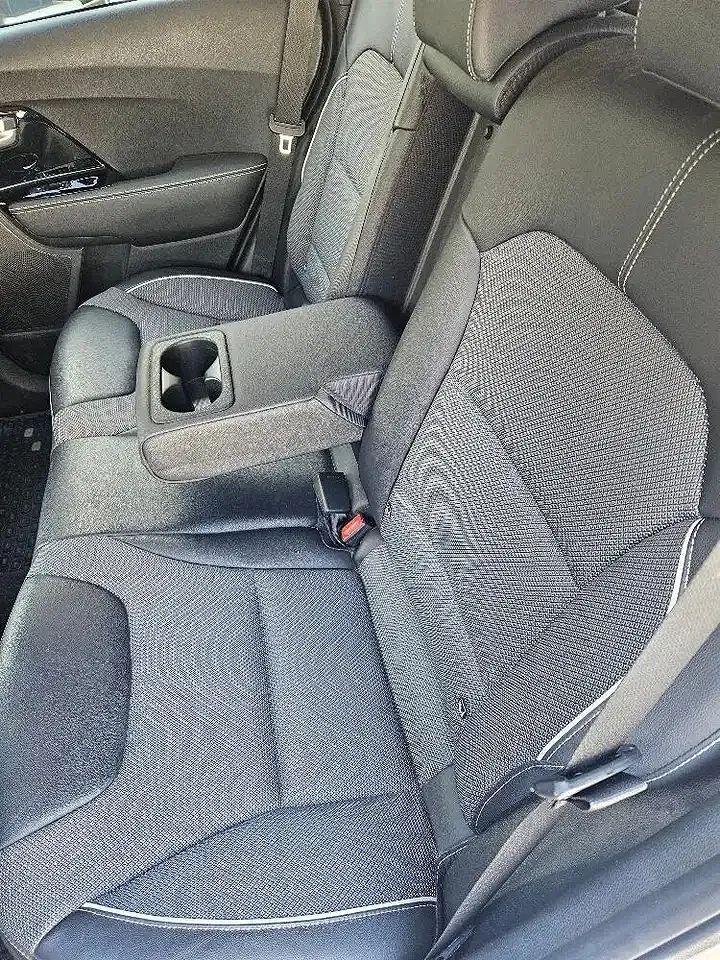 Kia e-Niro 64 kWh EV Gold - Thumbnail 7