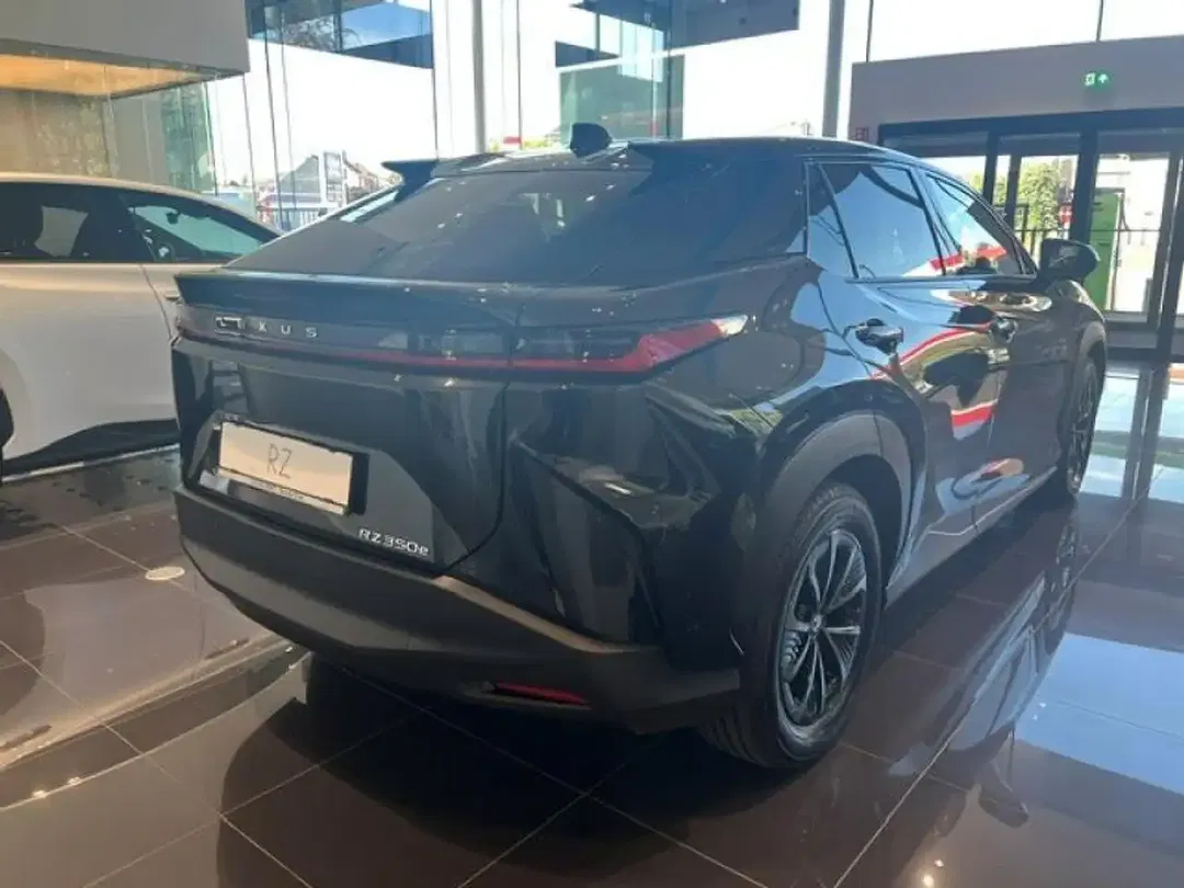 Lexus RZ Executive Line - Thumbnail 3