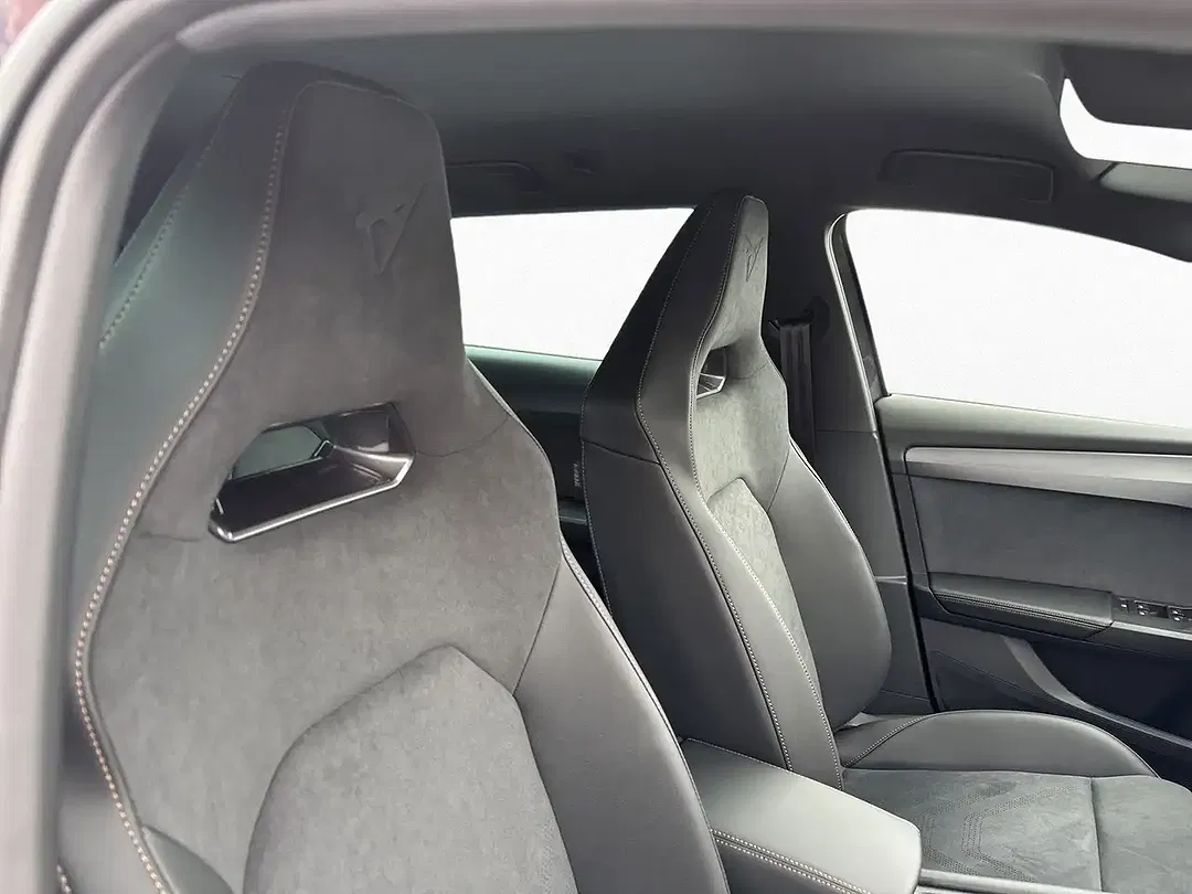 CUPRA Leon 1.5 eTSI DSG Sportstourer - Thumbnail 7