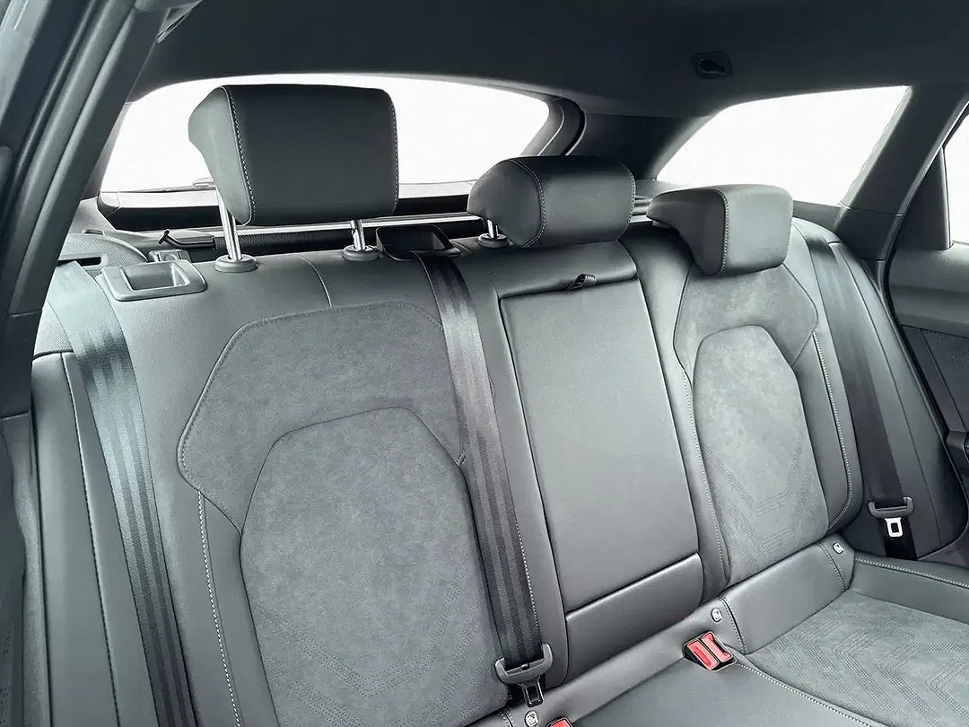 CUPRA Leon 1.5 eTSI DSG Sportstourer - Thumbnail 8