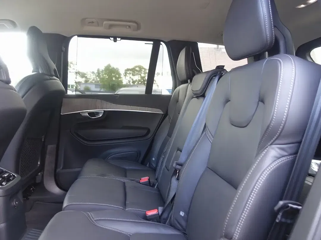 Volvo XC90 T8 AWD Recharge Plus Bright - Thumbnail 10