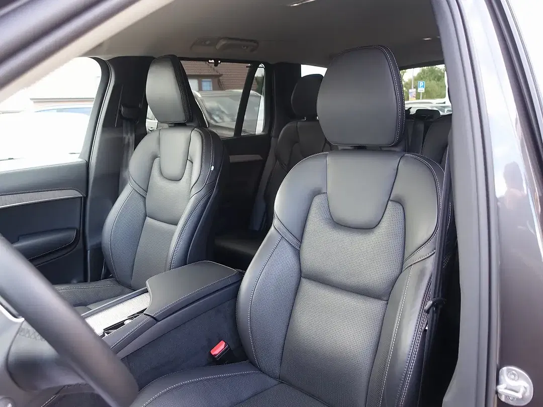 Volvo XC90 T8 AWD Recharge Plus Bright - Thumbnail 11