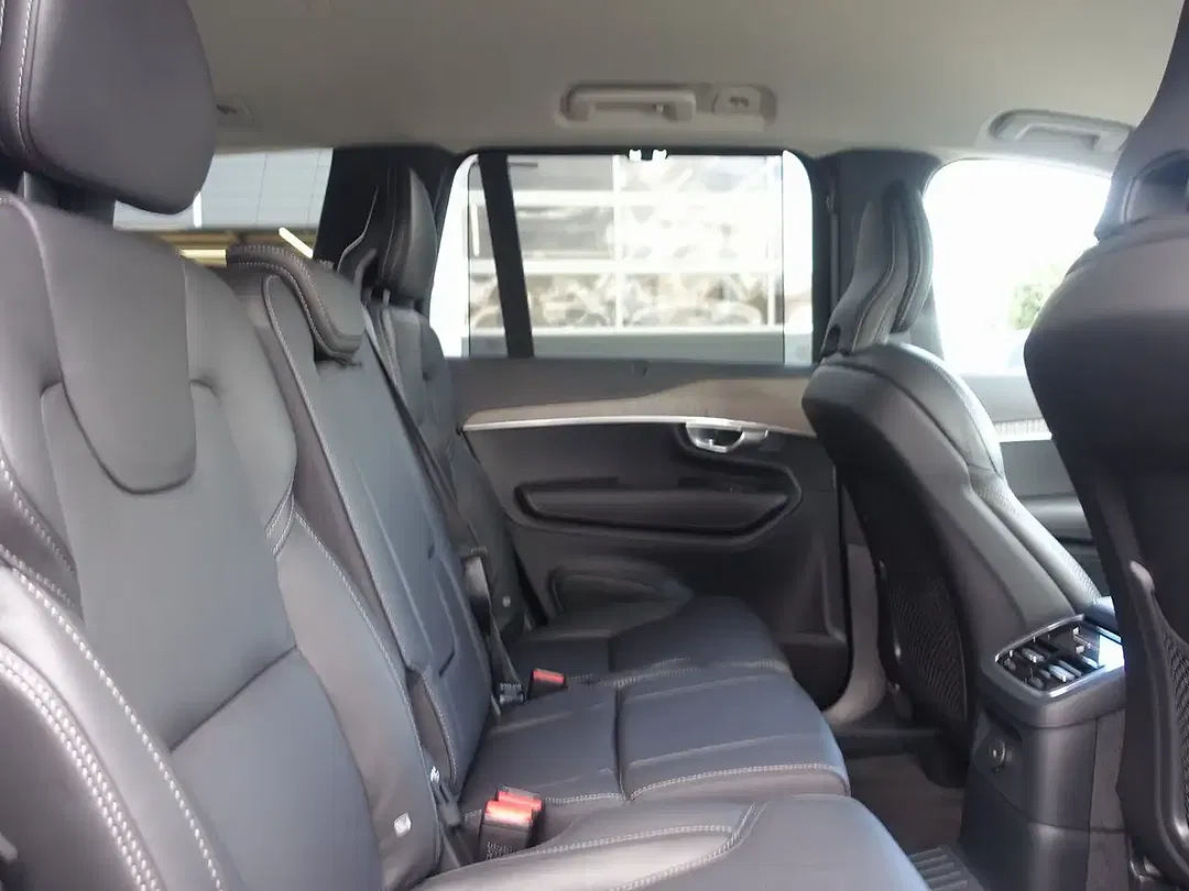 Volvo XC90 T8 AWD Recharge Plus Bright - Thumbnail 9