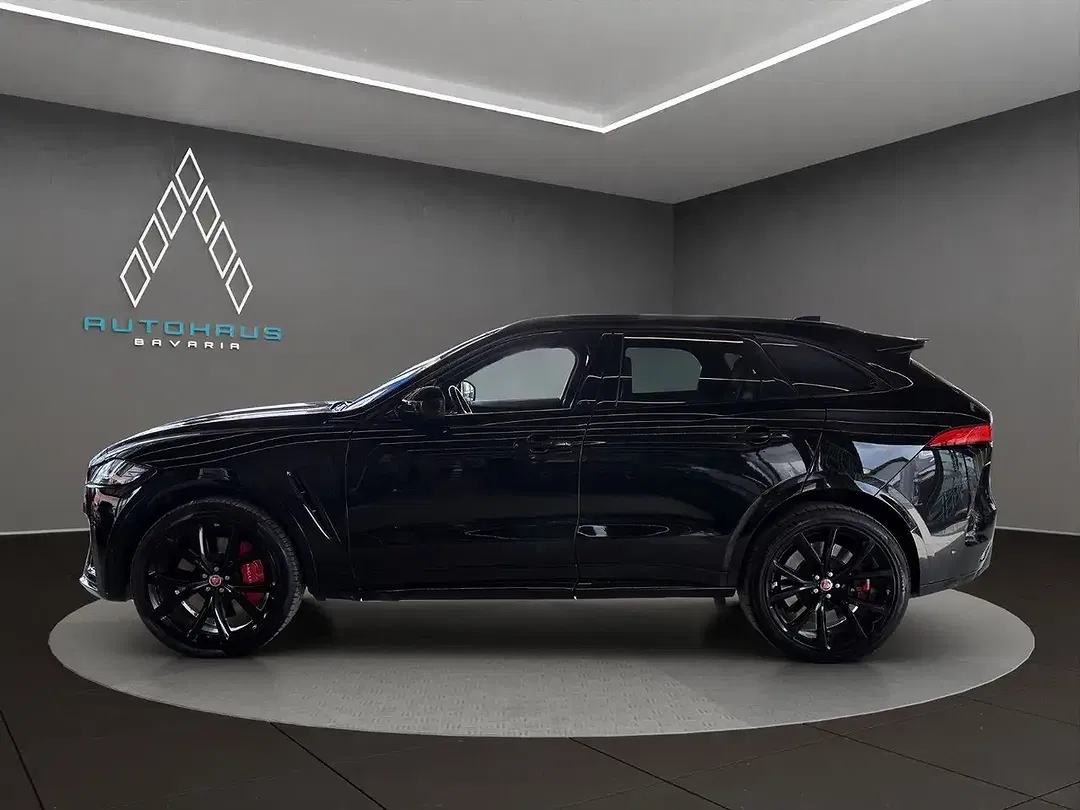Jaguar F-Pace 5.0 V8 4x4 SVR - Thumbnail 7