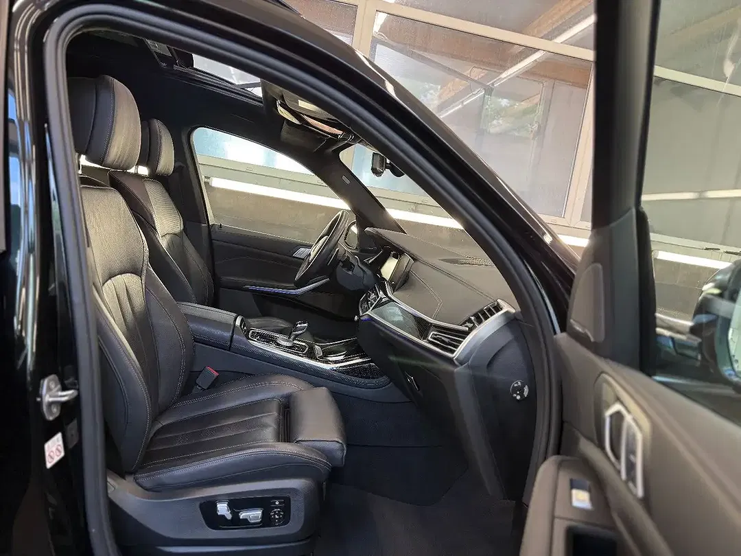BMW X7 xDrive - foto 8