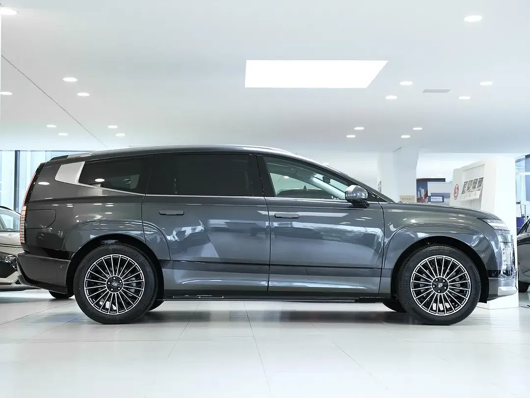 Hyundai IONIQ 9 UNIQ - Thumbnail 13