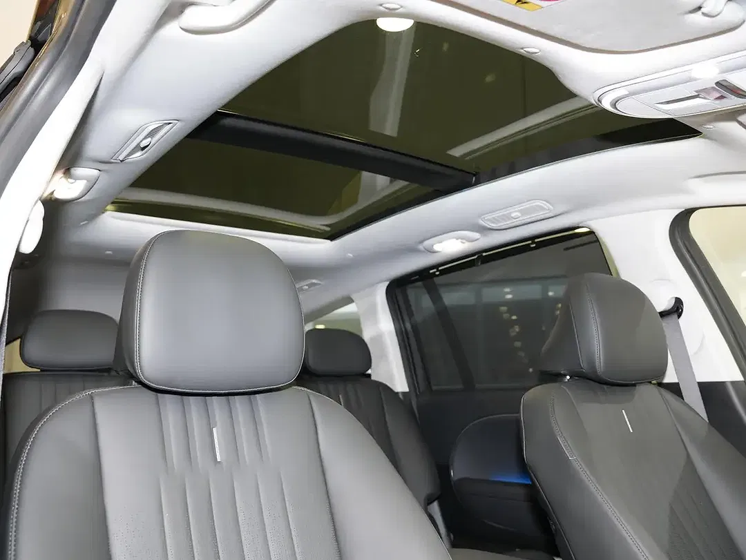 Hyundai IONIQ 9 UNIQ - Thumbnail 3