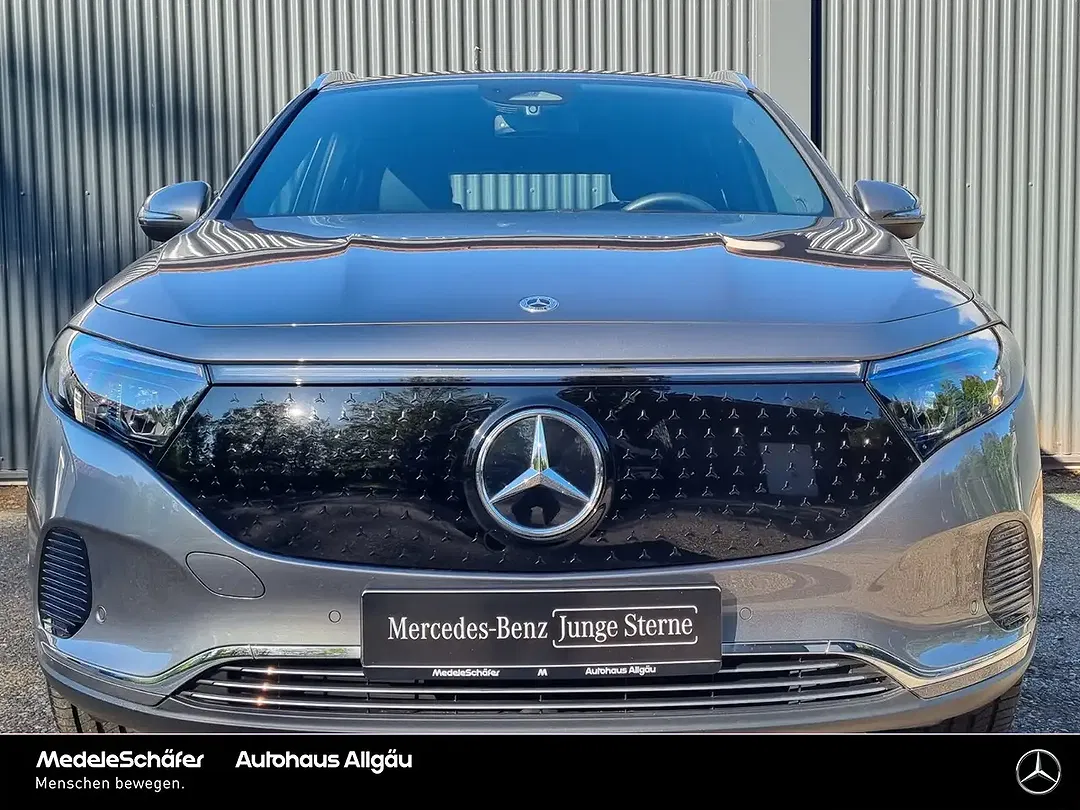 Mercedes-Benz EQA 300 4MATIC Progressive - foto 2