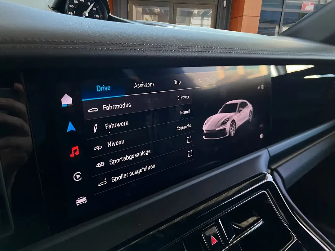 Porsche Panamera 4 S - Thumbnail 11