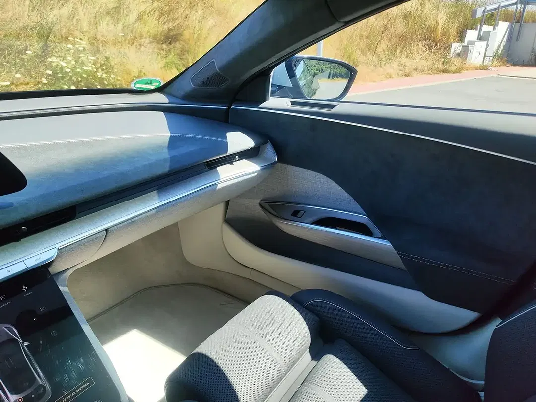 Lucid Air - Thumbnail 14