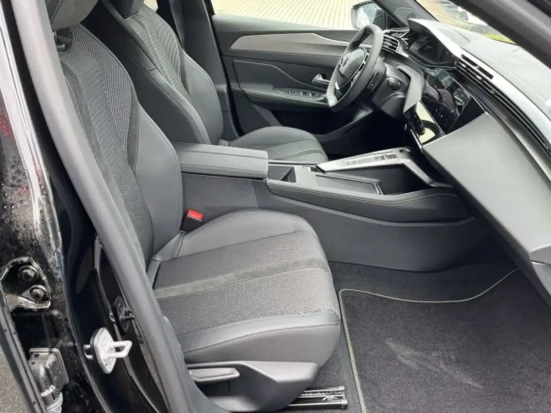 Peugeot 308 225 e-EAT8 PHEV GT SW - Thumbnail 11