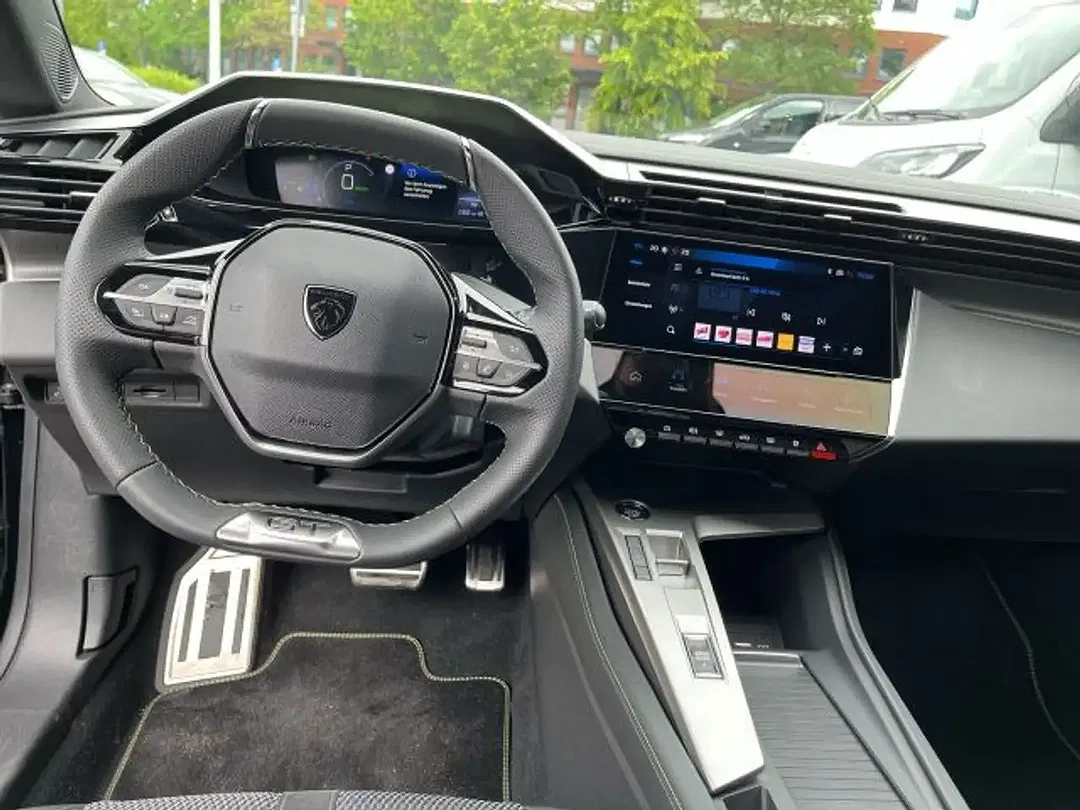 Peugeot 308 225 e-EAT8 PHEV GT SW - Thumbnail 14
