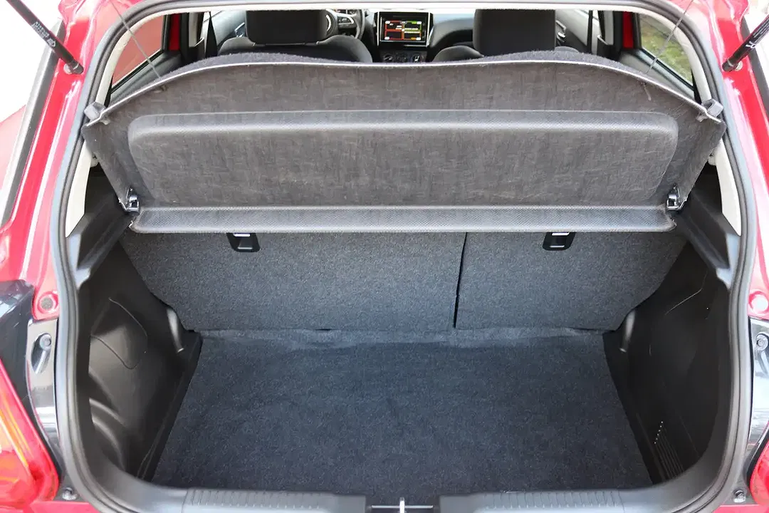 Suzuki Swift Comfort - Thumbnail 14