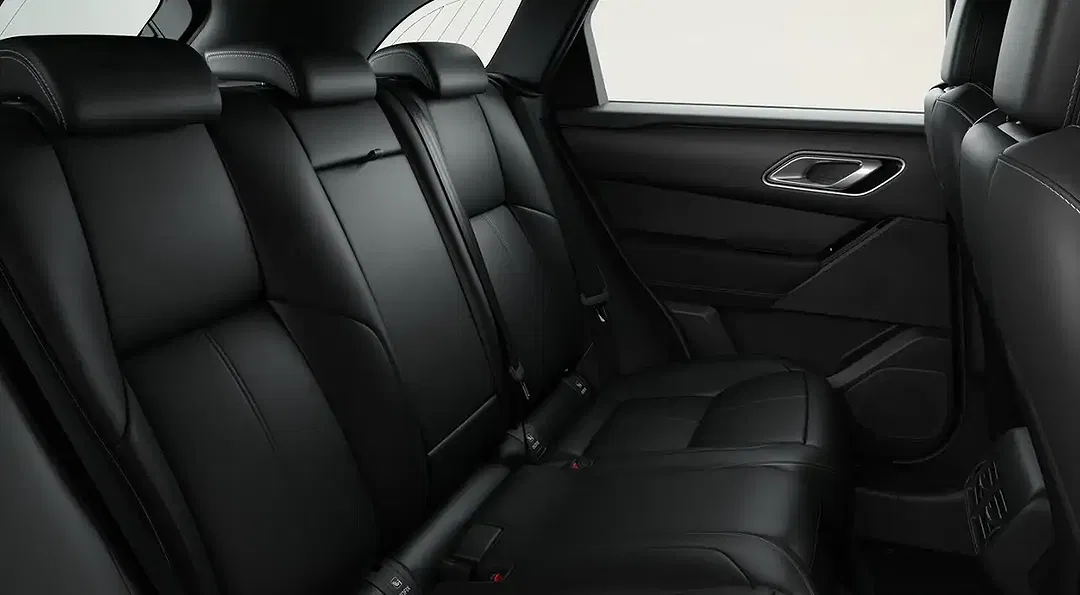 Land Rover Range Rover Velar P400e 4x4 - Thumbnail 4