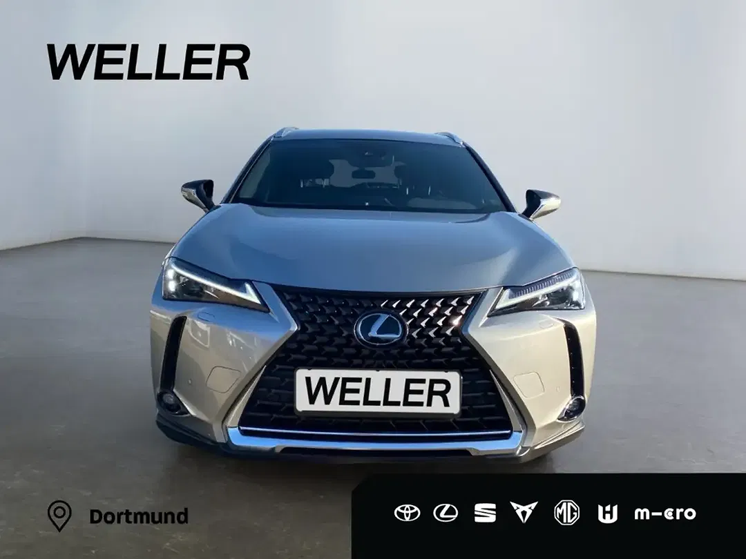 Lexus UX 250h Style Edition - foto 2