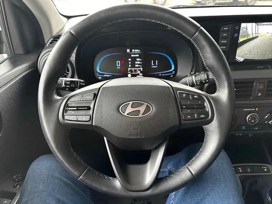 Hyundai i10 Trend - Thumbnail 11