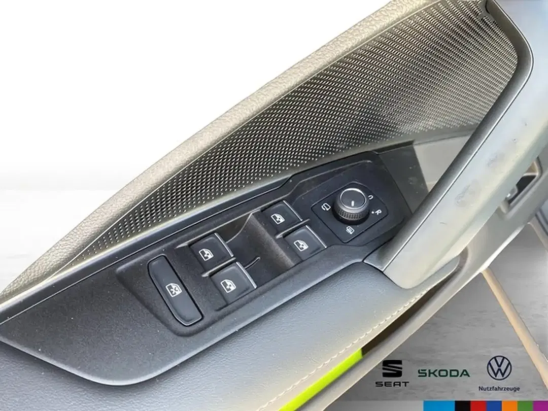 Volkswagen Tayron 1.5 TSI eHybrid DSG R-Line - Thumbnail 13
