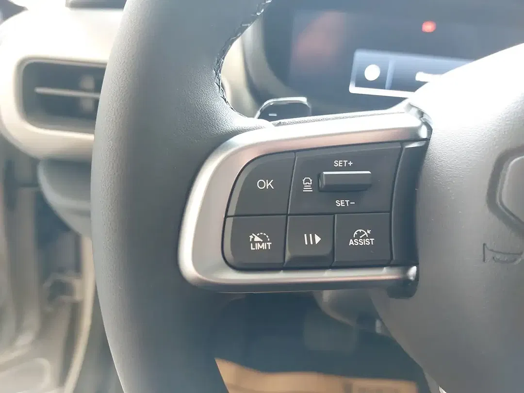 Jeep Avenger e-Hybrid Summit - foto 15