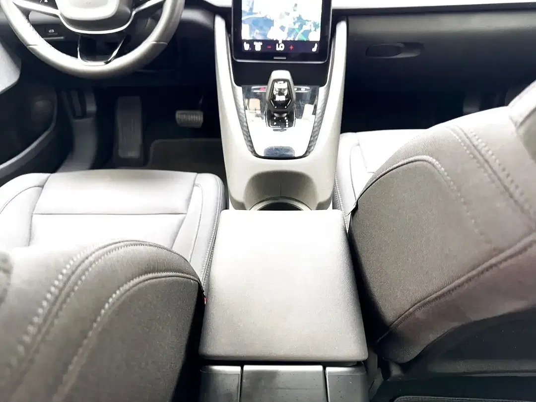 Polestar 2 64 kWh - Thumbnail 14