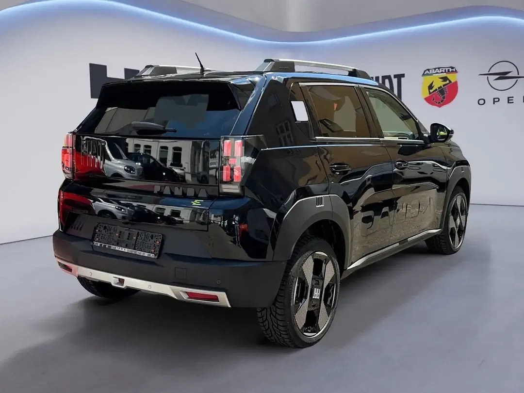 Fiat Grande Panda EV La Prima - Thumbnail 8