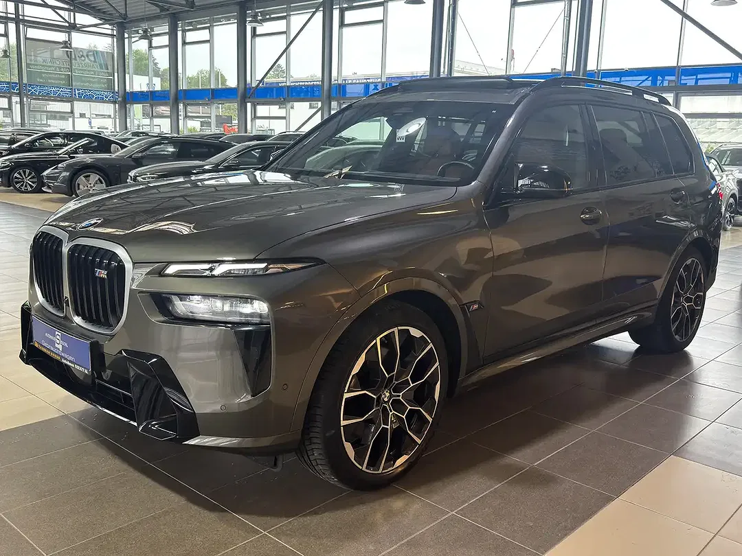BMW X7 M - foto 2