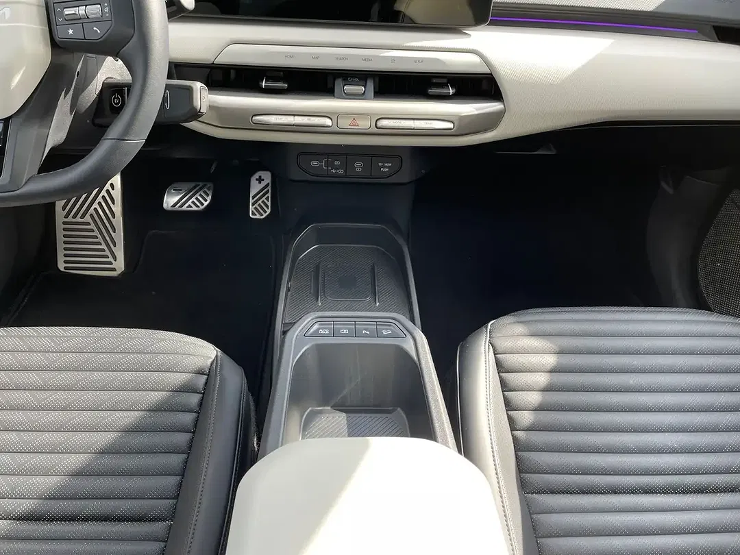 Kia EV4 GT-Line - Thumbnail 12